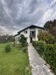 Maison proche commodités sur terrain de 2000 m²